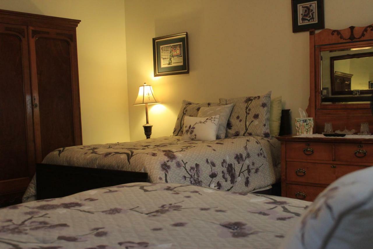 Spencer House Bed & Breakfast Эри Экстерьер фото